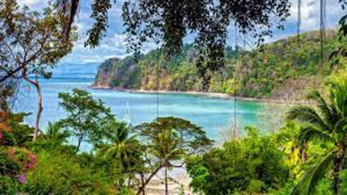 The Army-less Nation | How Costa Rica Bet on Brains, Not Bullets