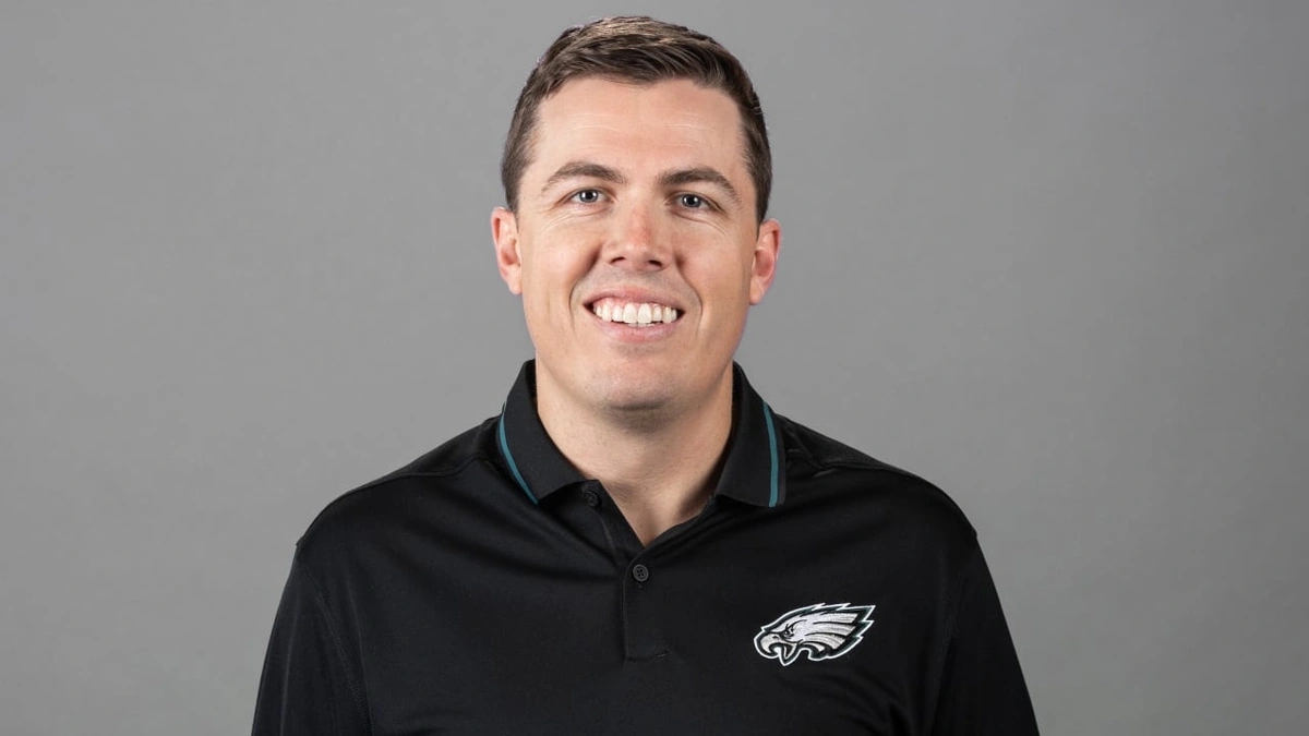 The Unconventional Rise of a Quarterback Whisperer