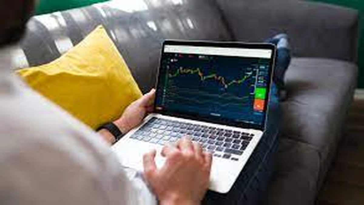 Why Online Stock Trading Isn't Just Gambling