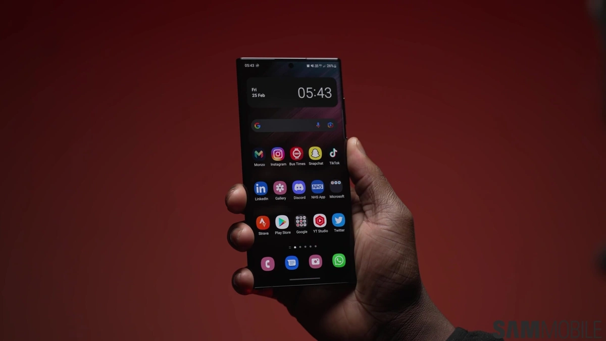 Why Samsung Paused the One UI 8 Rollout – The Real Story