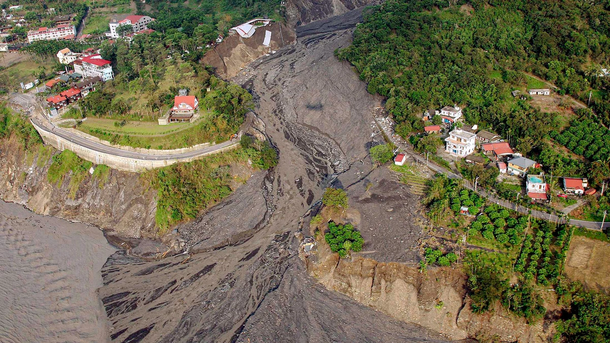The Looming Threat | Why Are Landslides So Common in Darjeeling?