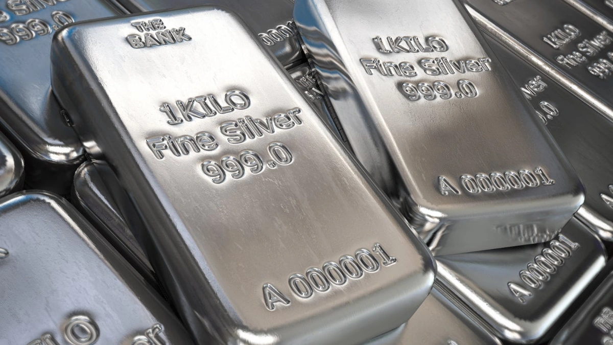 Why Silver Now? Decoding the Safe-Haven Demand