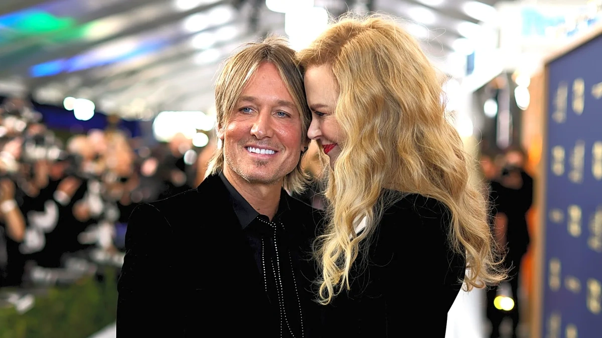 The Anatomy of a Headline:Keith Urban's New Project
